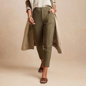 BANANA REPUBLIC AIRSTRETCH TAPERED PANT GREEN